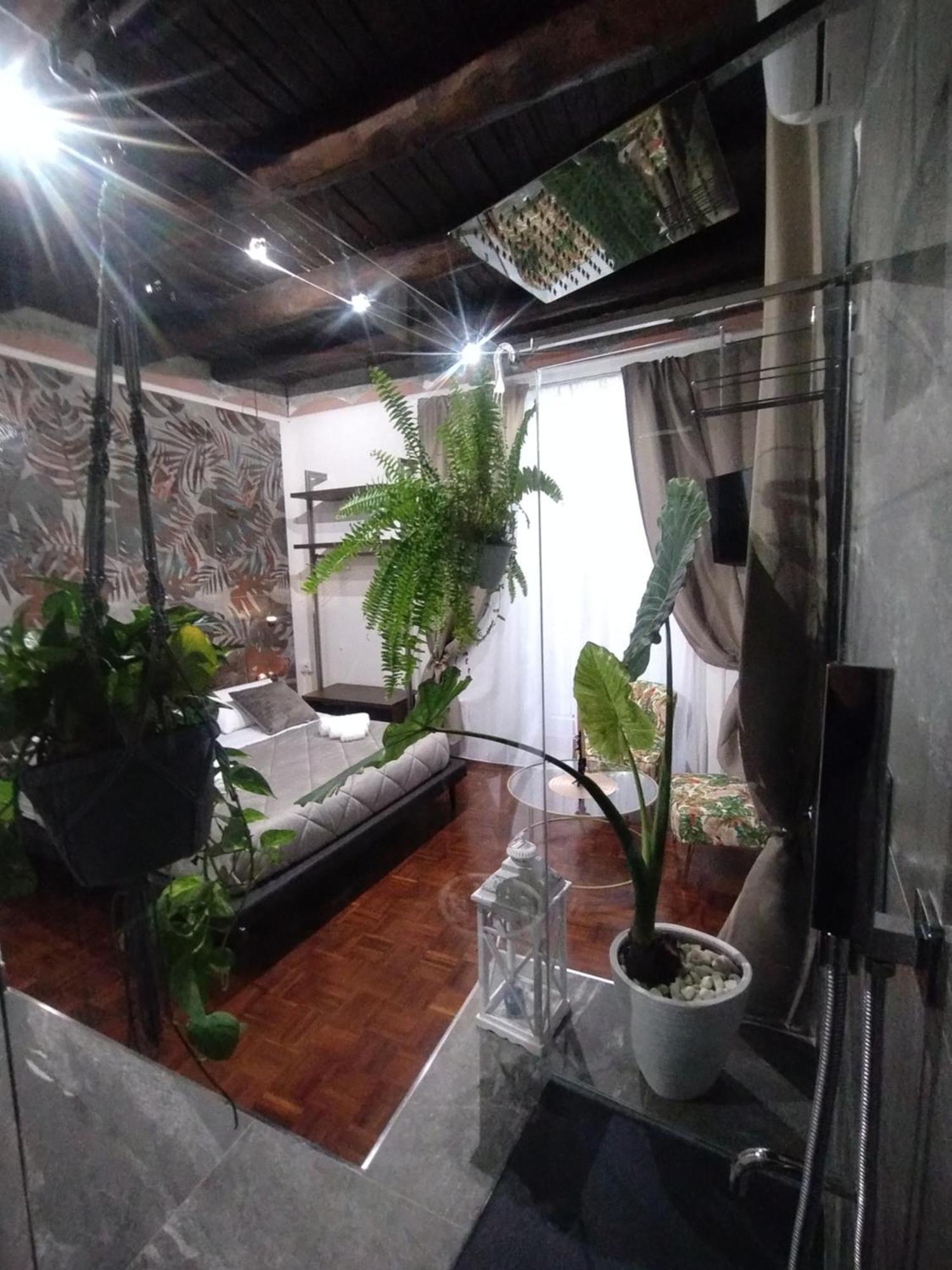 Plebiscito Suite Apartment Napoli Bagian luar foto