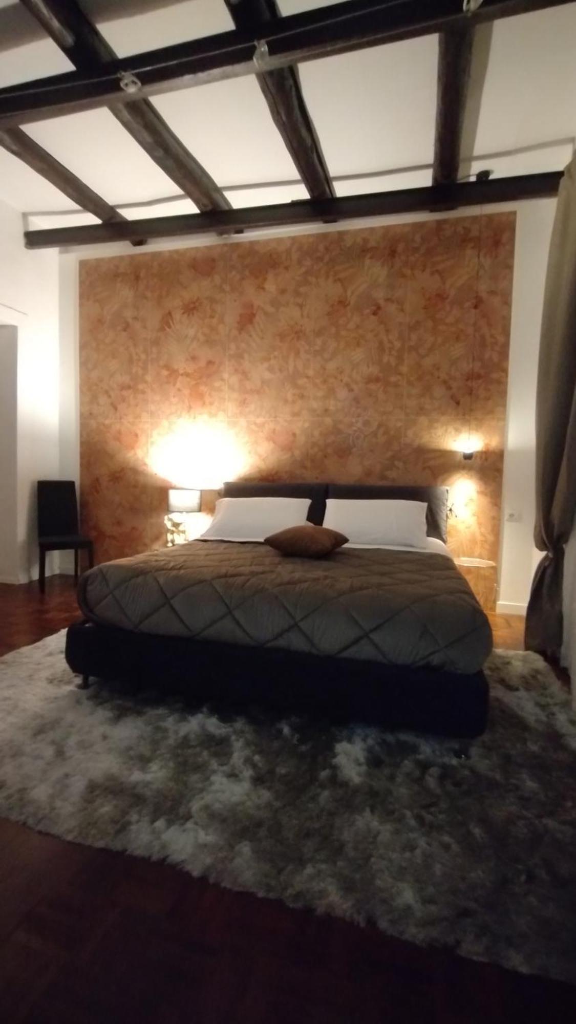 Plebiscito Suite Apartment Napoli Bagian luar foto