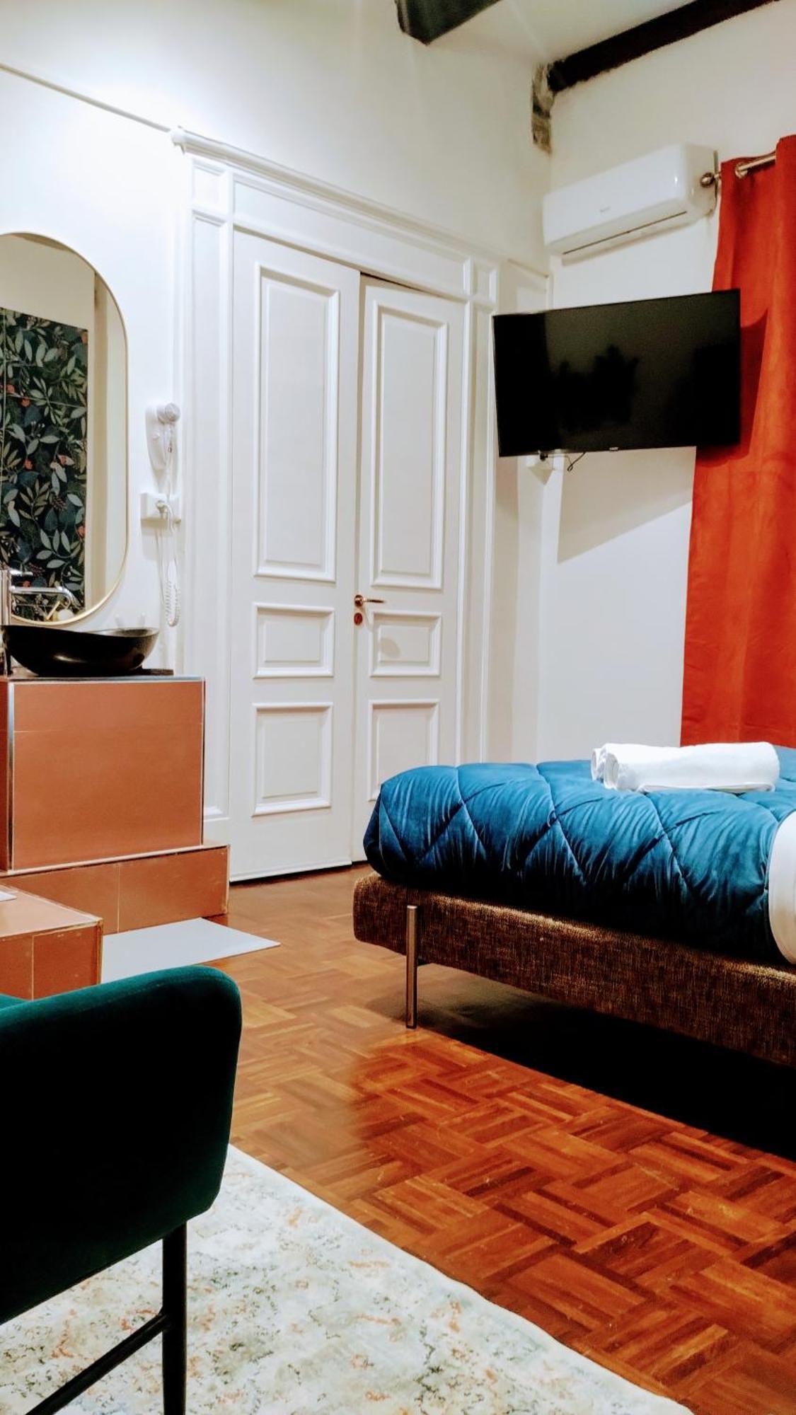 Plebiscito Suite Apartment Napoli Bagian luar foto