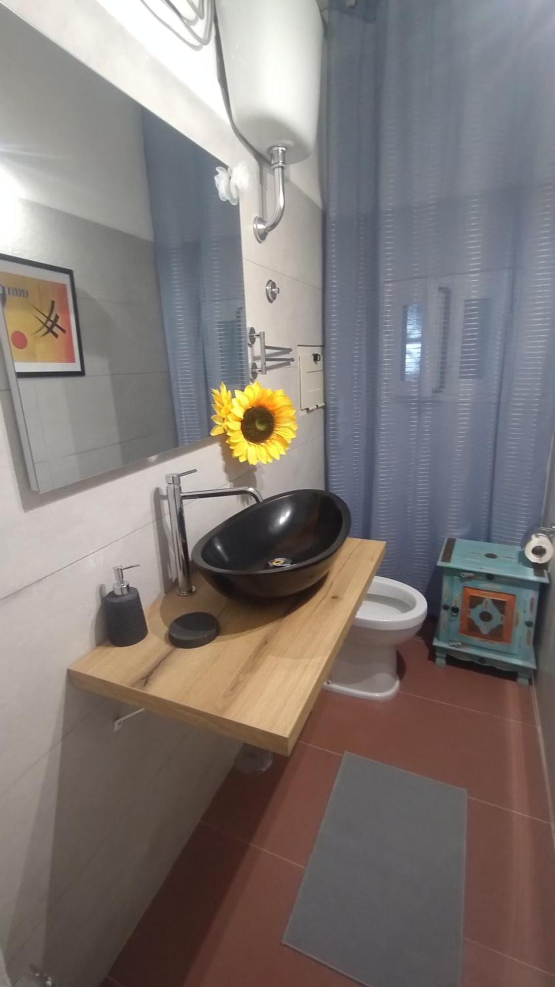 Plebiscito Suite Apartment Napoli Bagian luar foto