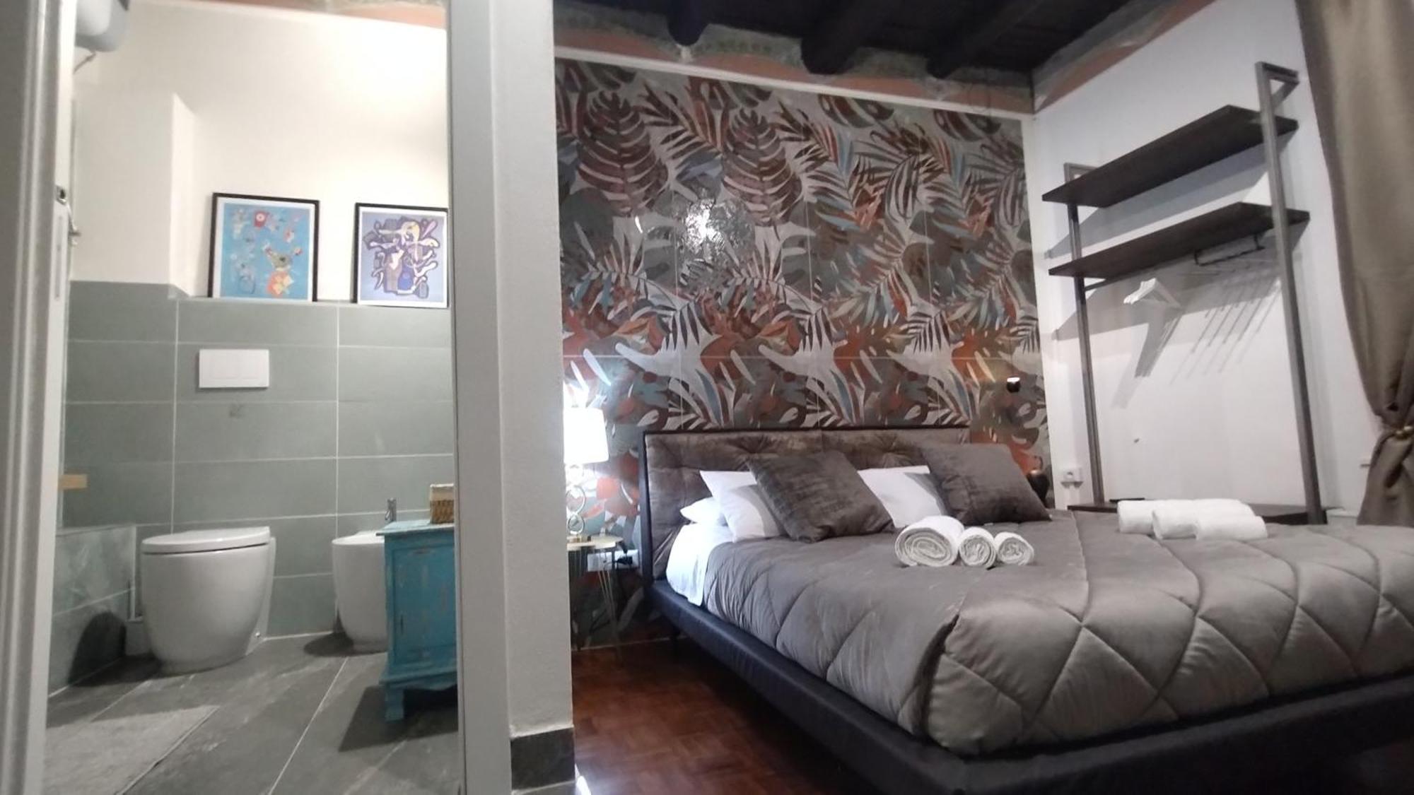Plebiscito Suite Apartment Napoli Bagian luar foto